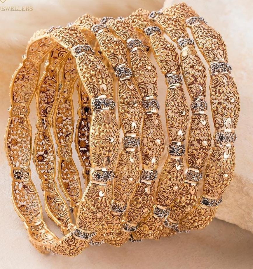Geometric patterned gold bangle